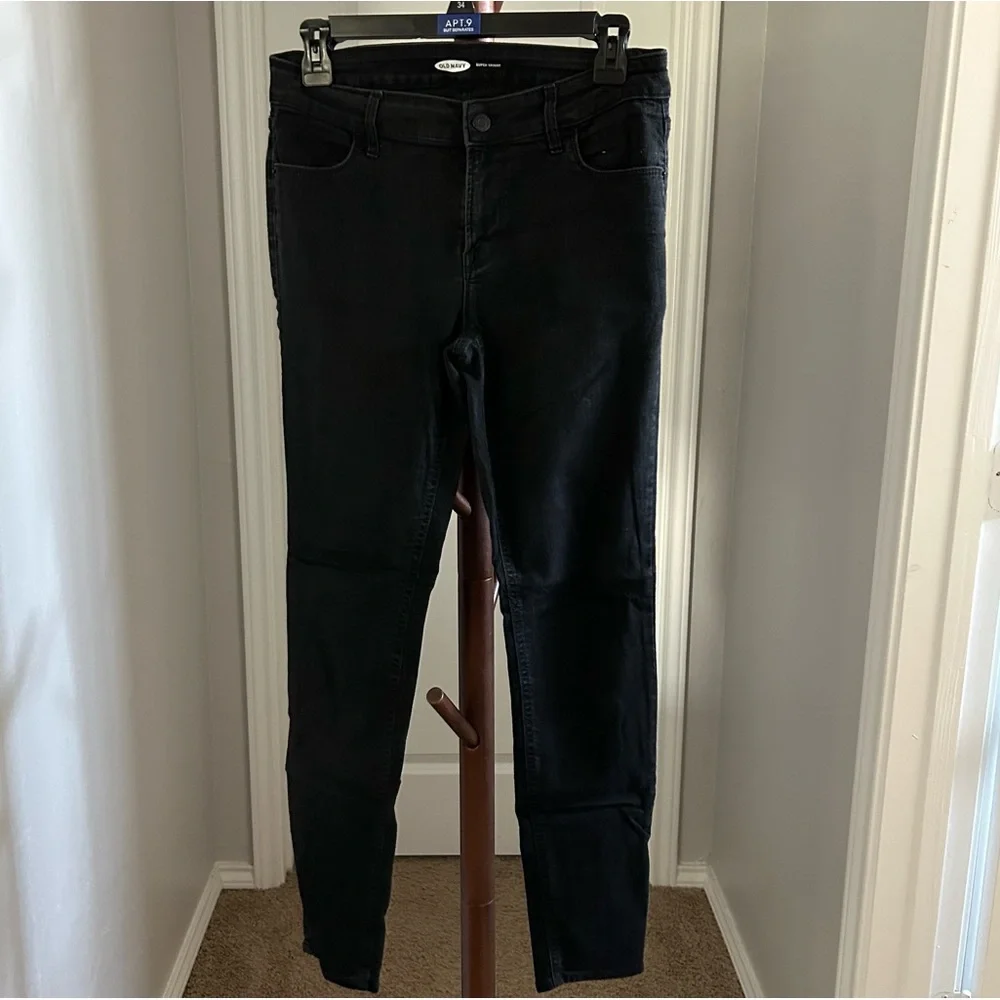 Women’s Old Navy Black Super Skinny Jeans Size 6 |C77
